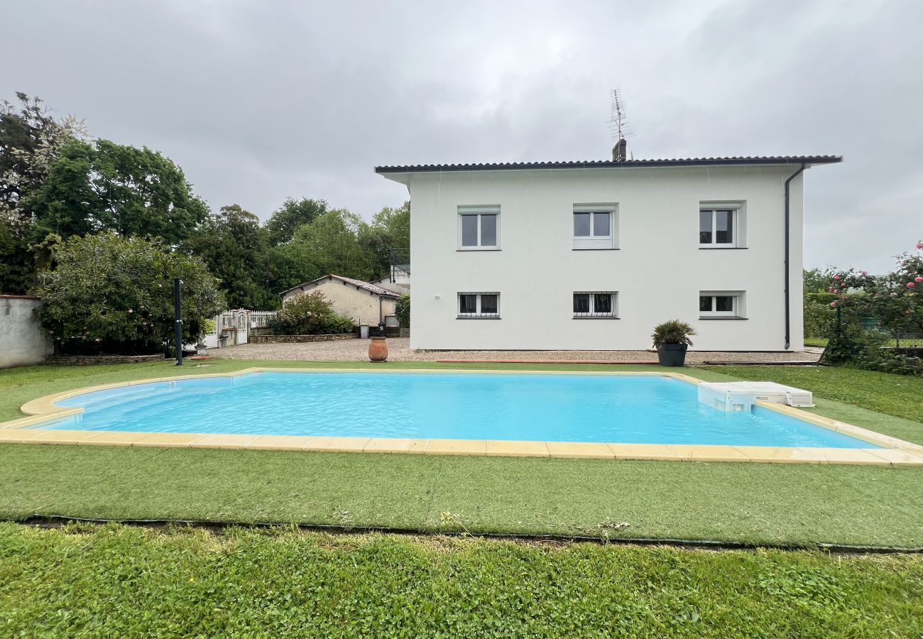 Maison à Boussens - L'Escapade, 6p - Maison Familiale - Piscine/Jardin