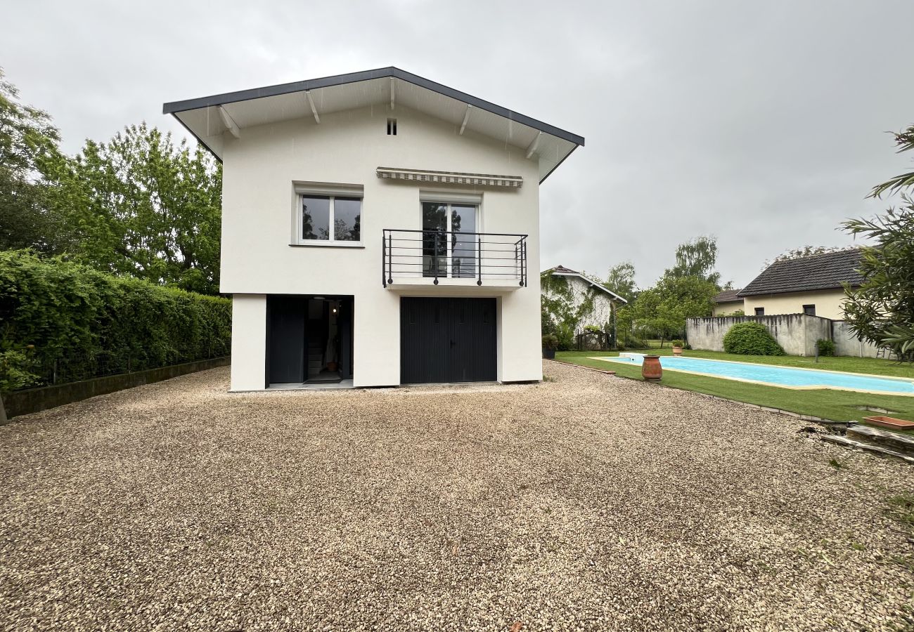 Maison à Boussens - L'Escapade, 6p - Maison Familiale - Piscine/Jardin