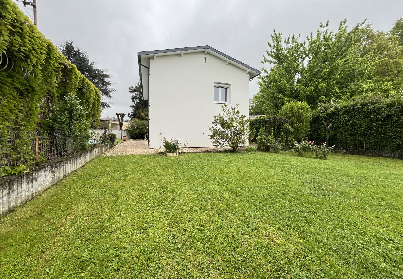 Maison à Boussens - L'Escapade, 6p - Maison Familiale - Piscine/Jardin