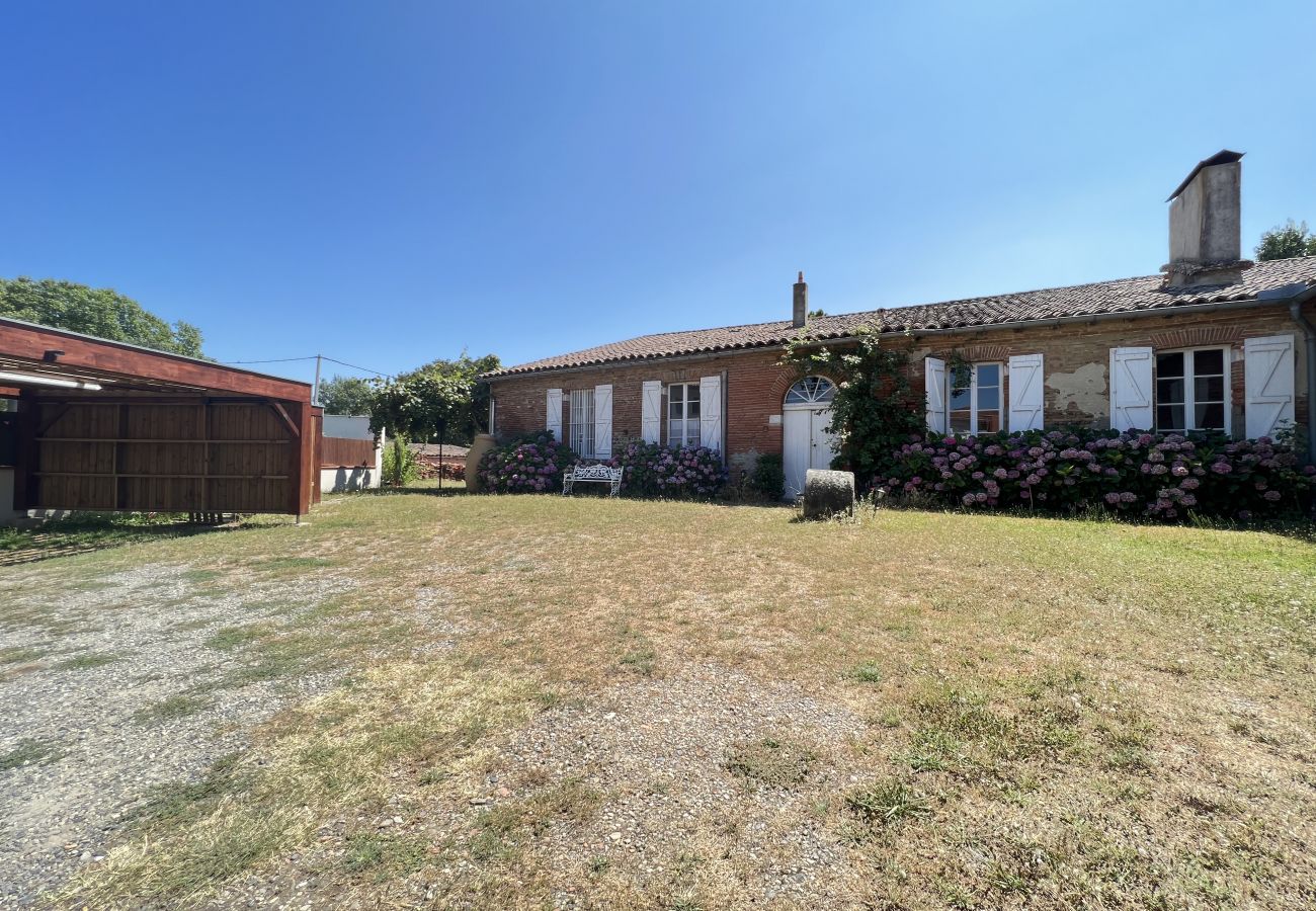 Townhouse in Tournefeuille - La Marquise – Maison Familiale - Piscine & Jardin