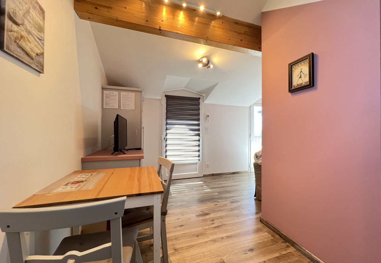 Studio in Toulouse - RN88 - Air-conditioned Studio near the city center!