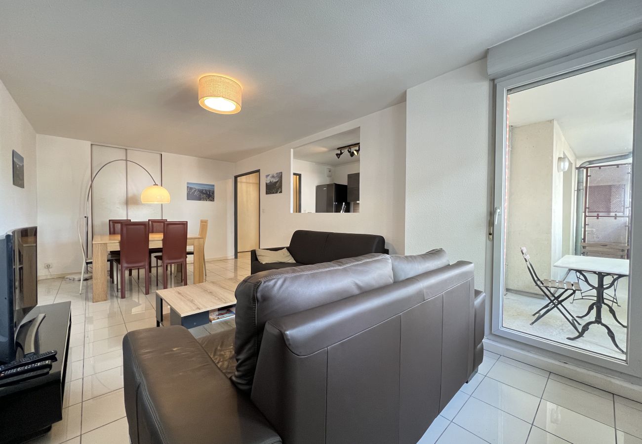 Apartment in Toulouse - The companion -2p- Toulouse Center, Parking & Metro