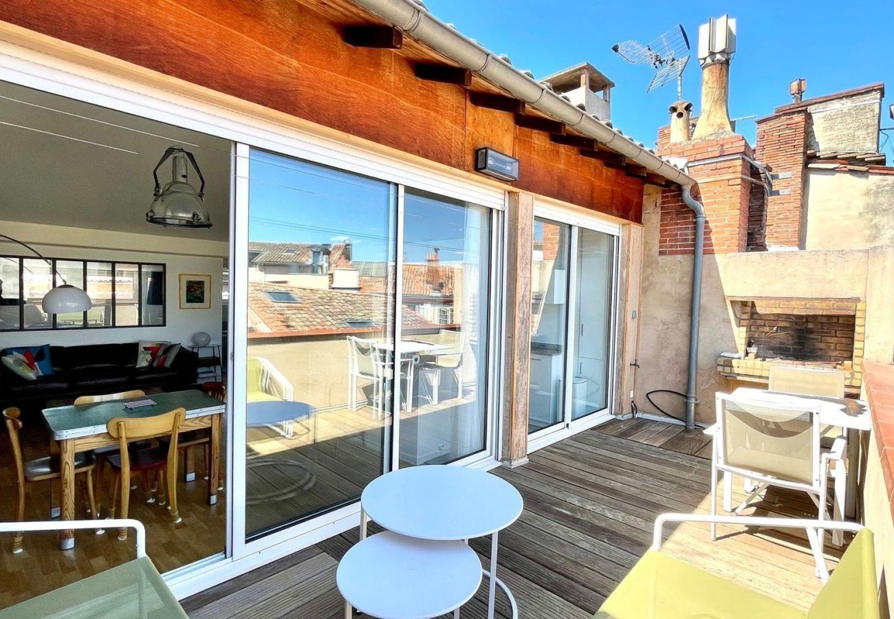 Apartment in Toulouse - Jacobin - downtown, rooftop, parking and A/C