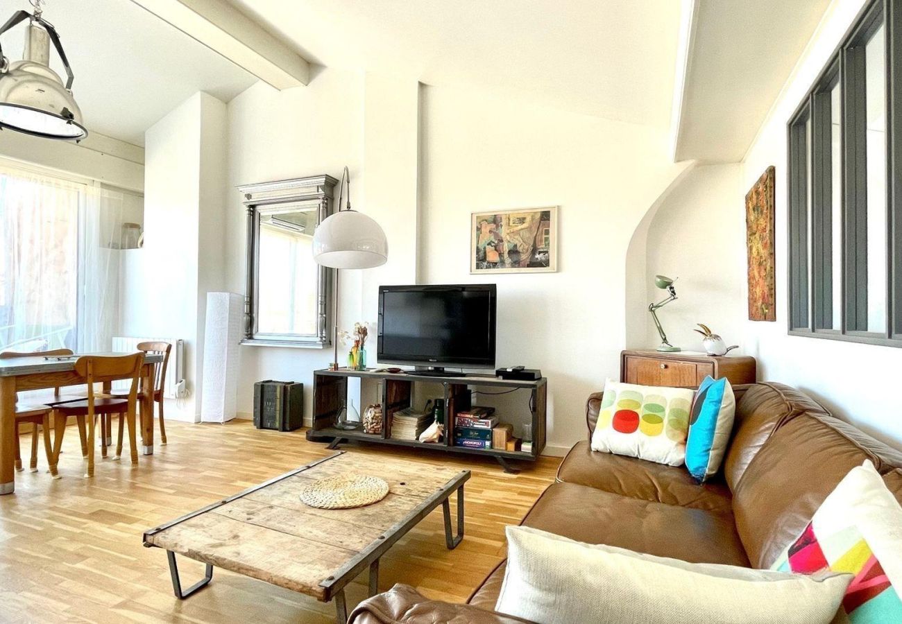 Apartment in Toulouse - Jacobin - downtown, rooftop, parking and A/C